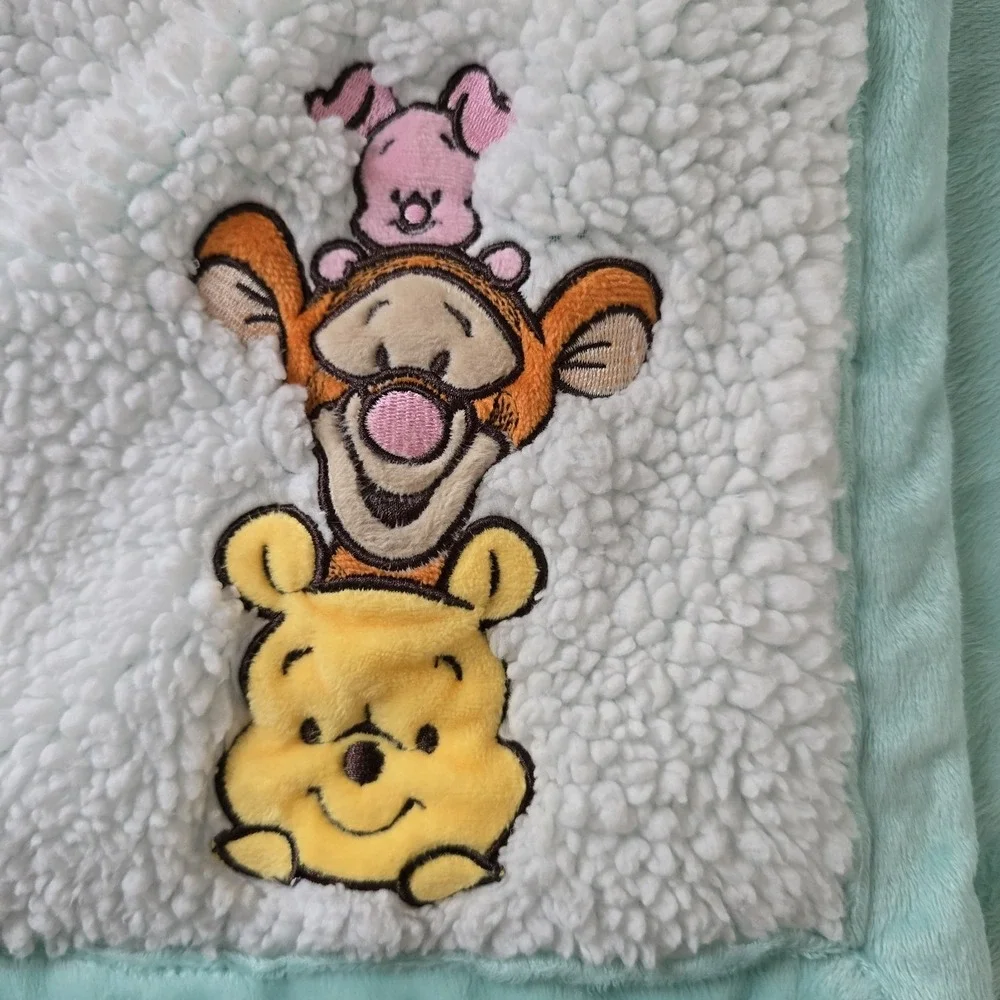 Disney Winnie the Pooh Tigger Piglet Sherpa Baby Blanket 38